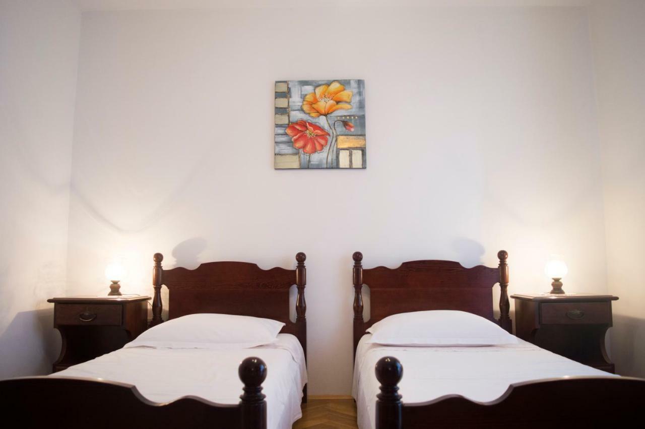 Apartments Vinka 珀德垂那 外观 照片